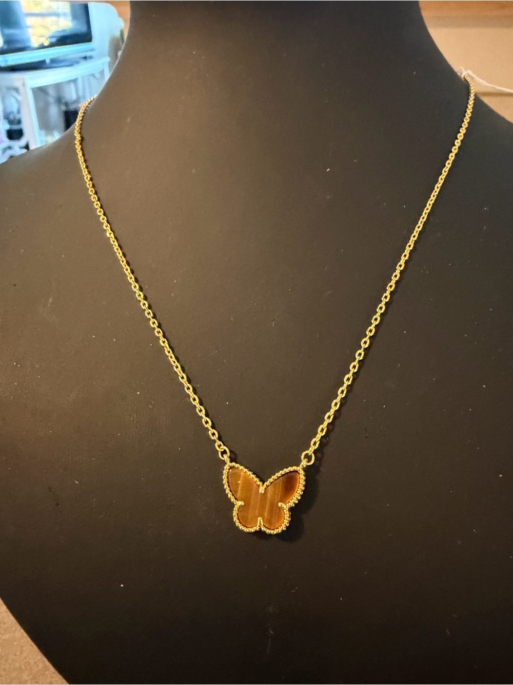 Gold Butterfly Pendant Necklace - Elegant Women's Jewelry